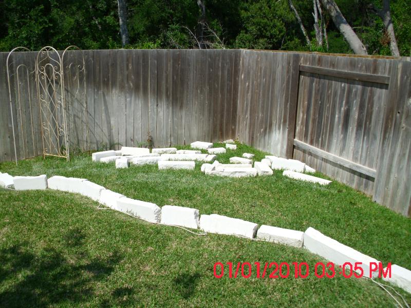 Corner bed Before